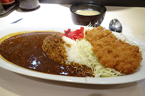 カツと特製カレー